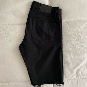 Men’s Distressed Shorts